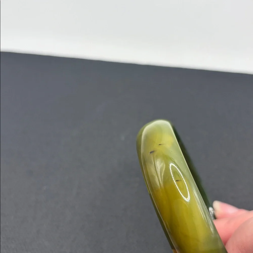 Glass Avocado Green Agate Bangle Bracelet Swirl design boho vintage style NWT